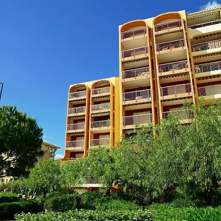 Apartment Studio Le Capitole-13 By Interhome