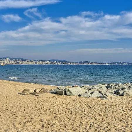 Studio Le Capitole-13 By Interhome Frejus